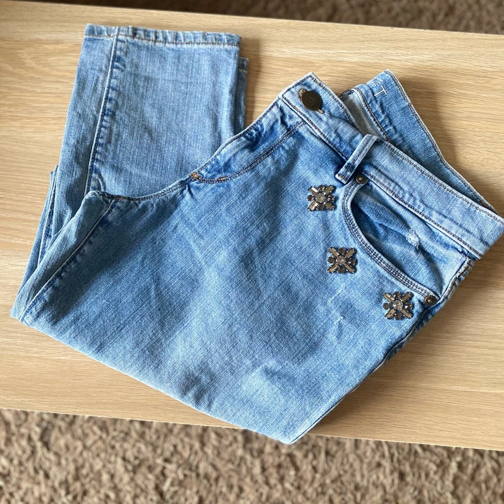 Sold - 22. Loft Jeans w/Rhinestone’s Relaxed Skinny